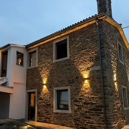 Antiga Escola De Fonxe * Arzúa
