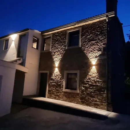 Antiga Escola De Fonxe * Arzúa